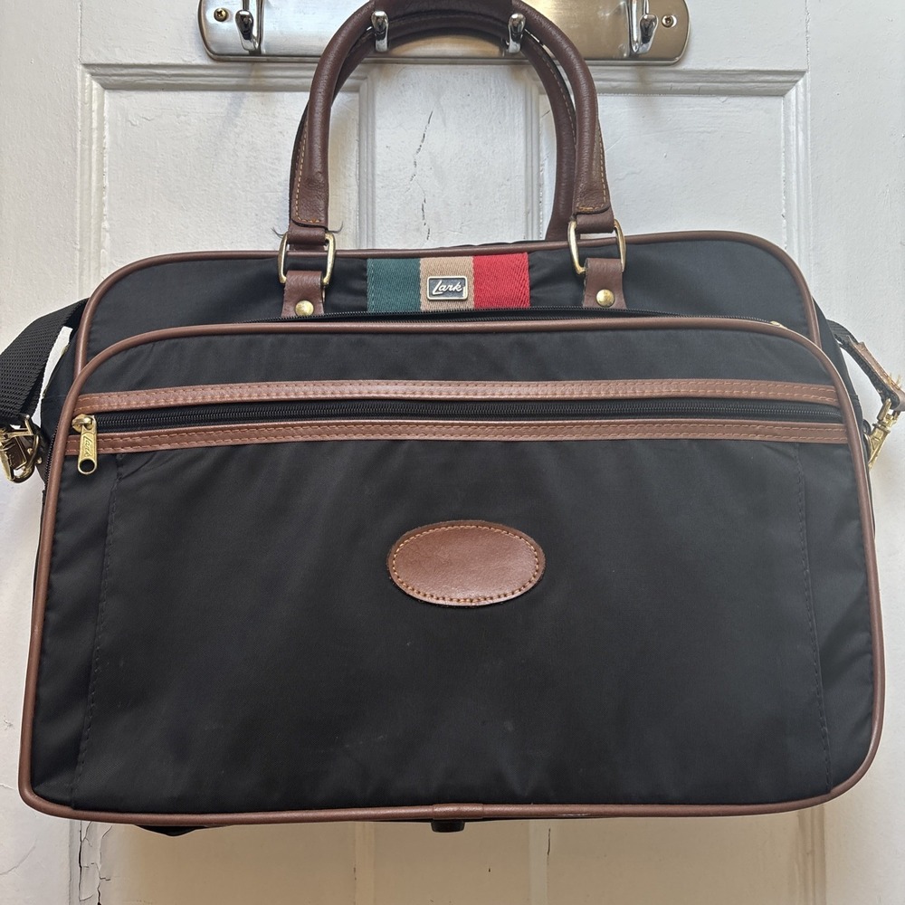Vintage LARK Luggage  Bag Small Suitcase /Briefcase‎ 90s Black Nylon. 14 X 18